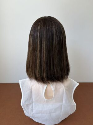 #4/8 brown high light uniform length wig 12inch